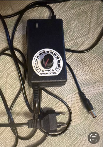Alimentatore regolabile - alimentatore, ac/dc